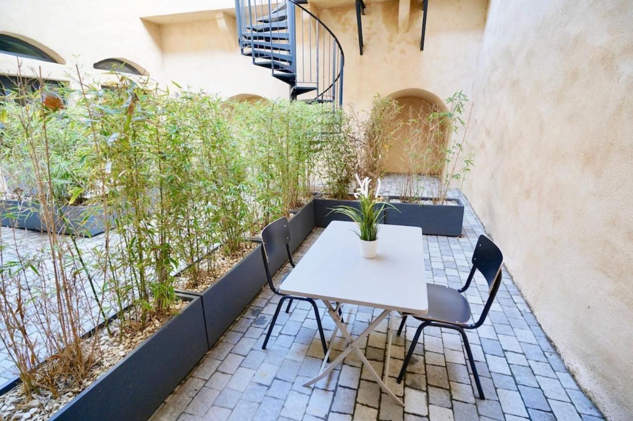ליון Le Chana - Unique For 3 Guests - Terrace - St Paul מראה חיצוני תמונה